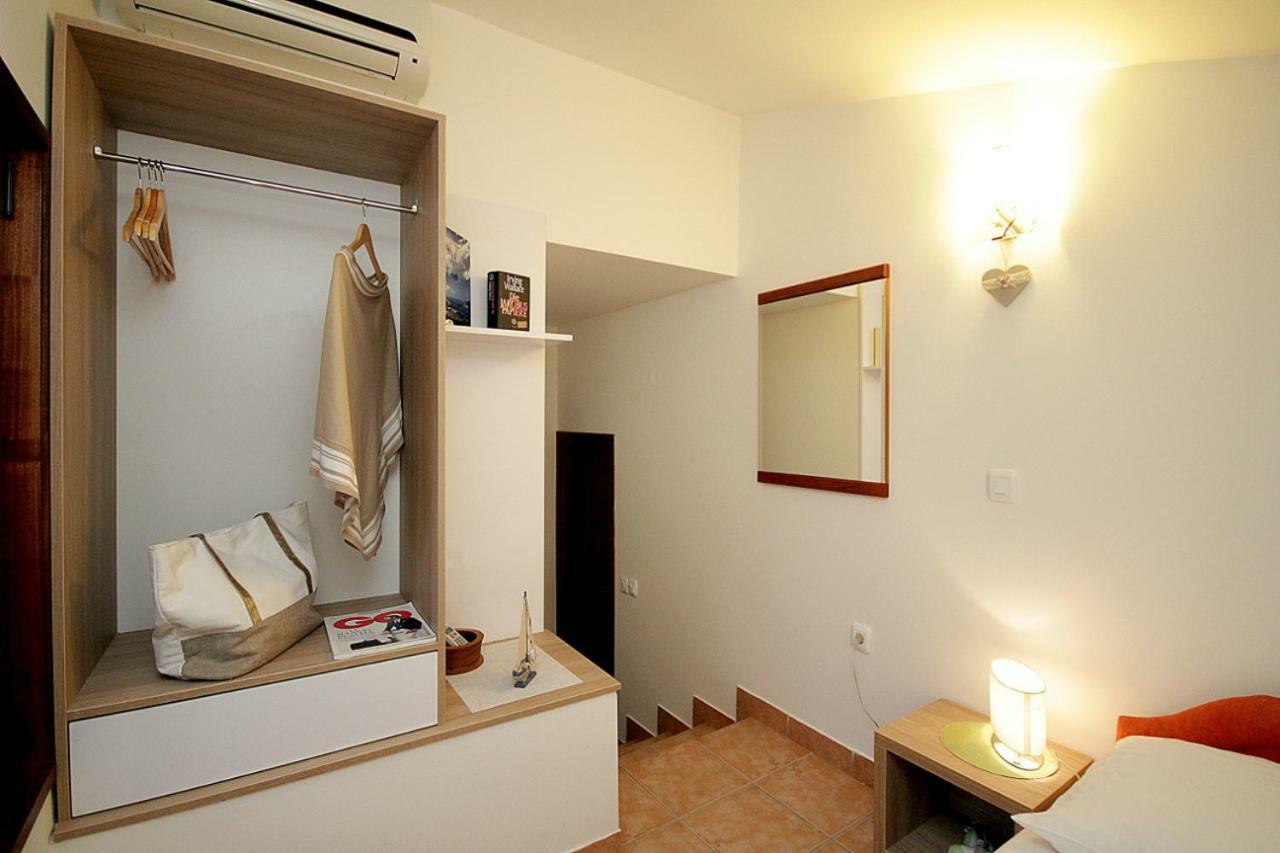 Guest House Jedro Petrovac Luaran gambar